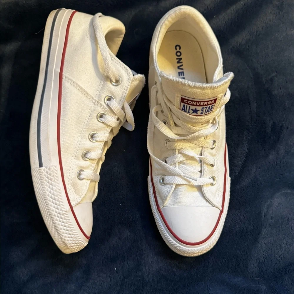 White Woman’s Converse Size 10 Sneakers - Picture 2 of 6